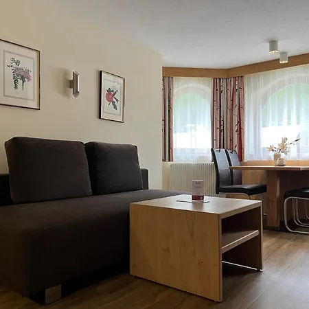 Appartementhaus Nadine 아파트