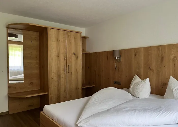 纳丁公寓 * 朗根费尔德