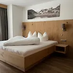 Appartementhaus Nadine Apartament Längenfeld