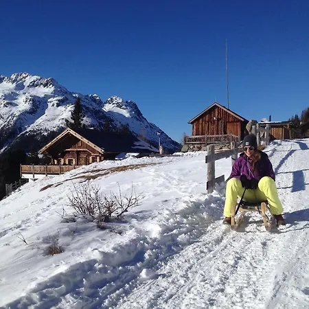 Appartementhaus Nadine * לאנגנפלד